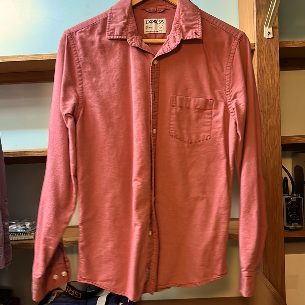 Express red slim soft wash casual dress shirt, small
